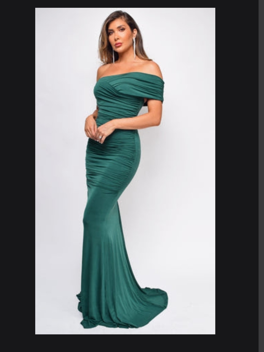 Off-Shoulder Ruched Mermaid Gown in Emerald Green